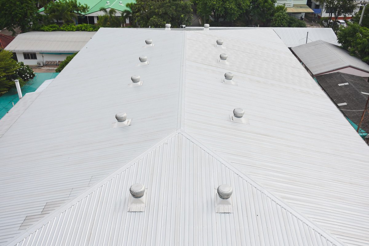 Metal roofing in commercial buildings