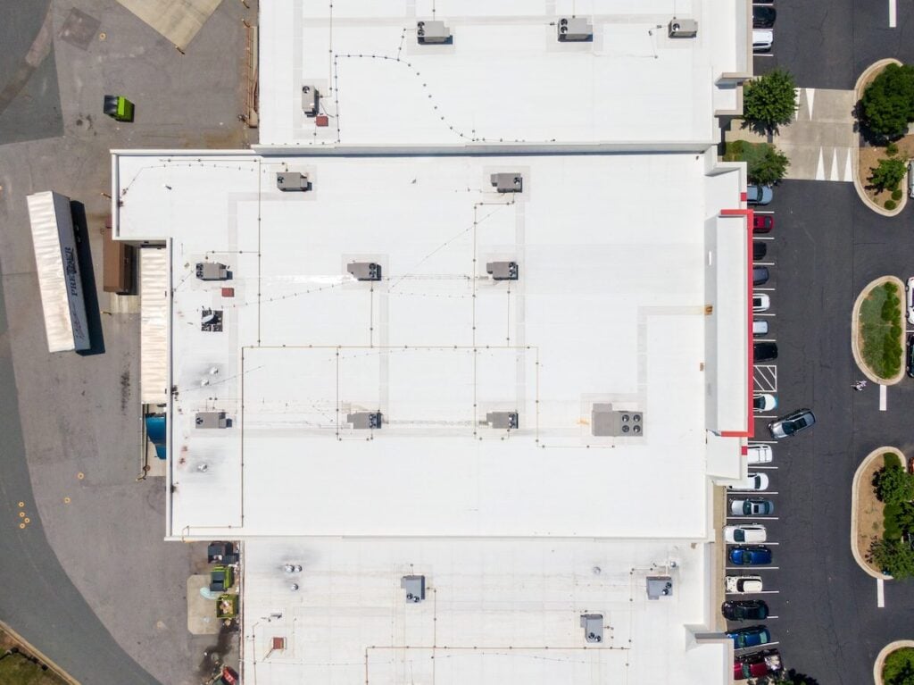 white-flat-roof-top-view
