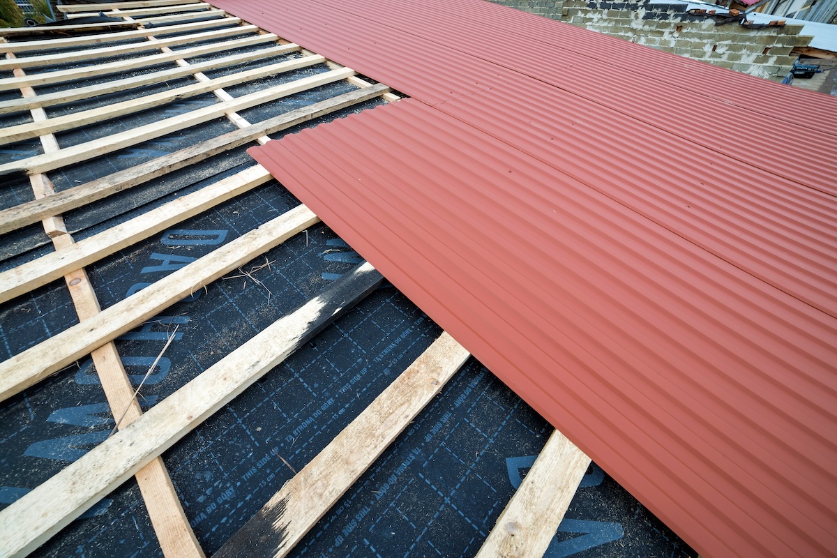 Residential metal roofing contractor in Cornelius NC