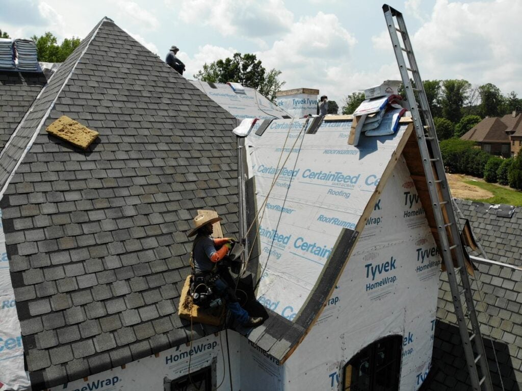 A roof being replaced by the Great State roofing team