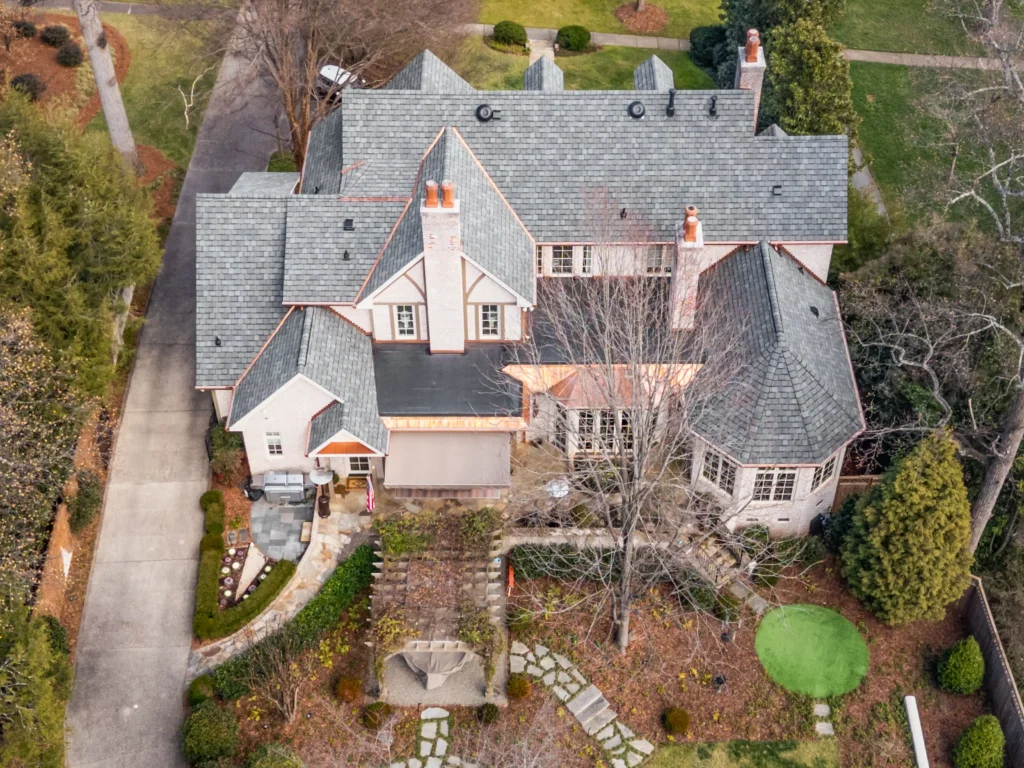 CertainTeed Highland Slate Roofing in Weatherwood 