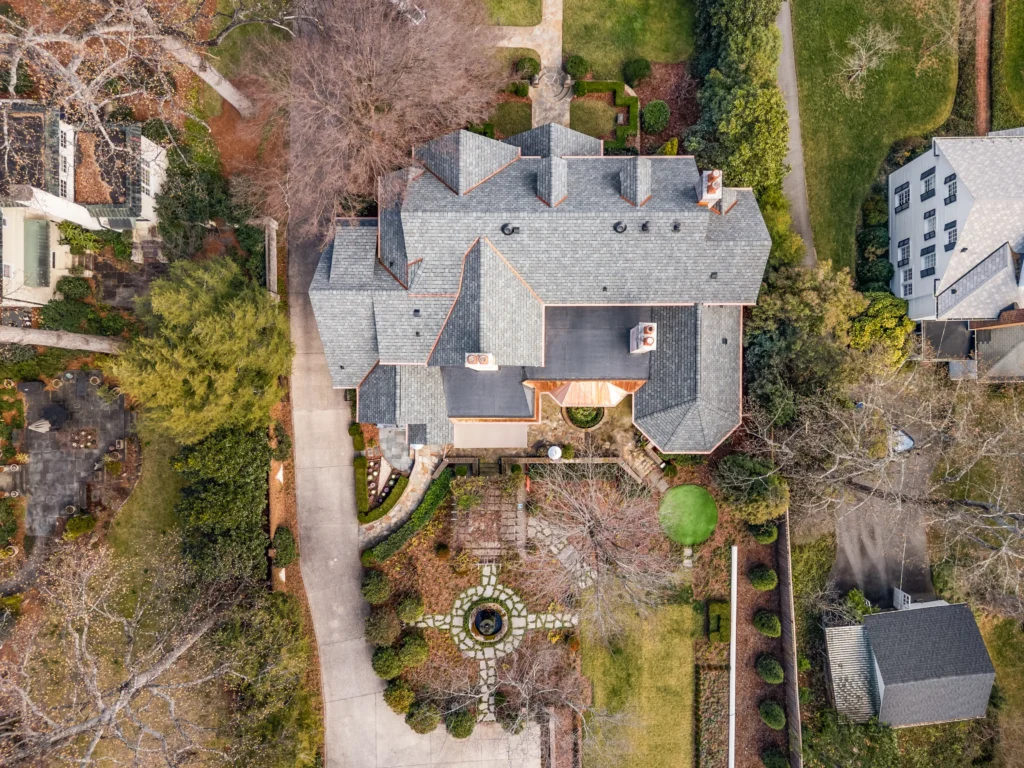 CertainTeed Grand Manor Shingles in Stonegate Gray